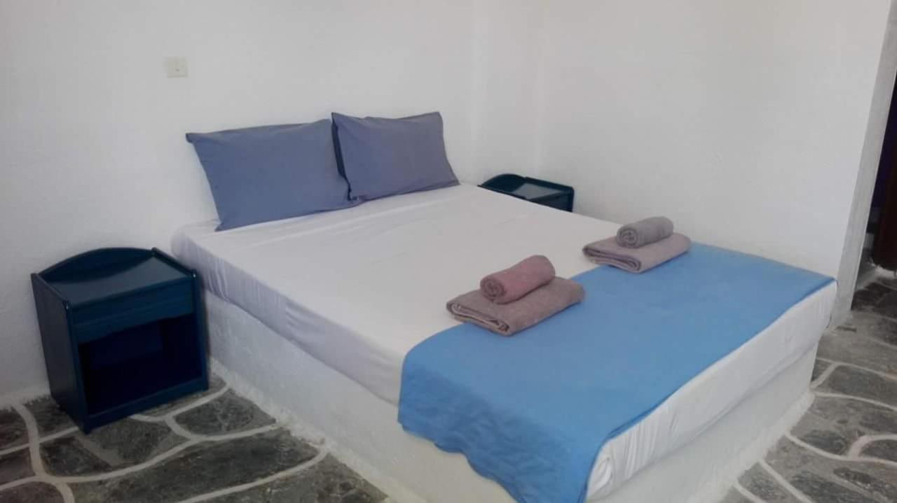 Lagada Beach Economy Hotell Adámas Eksteriør bilde